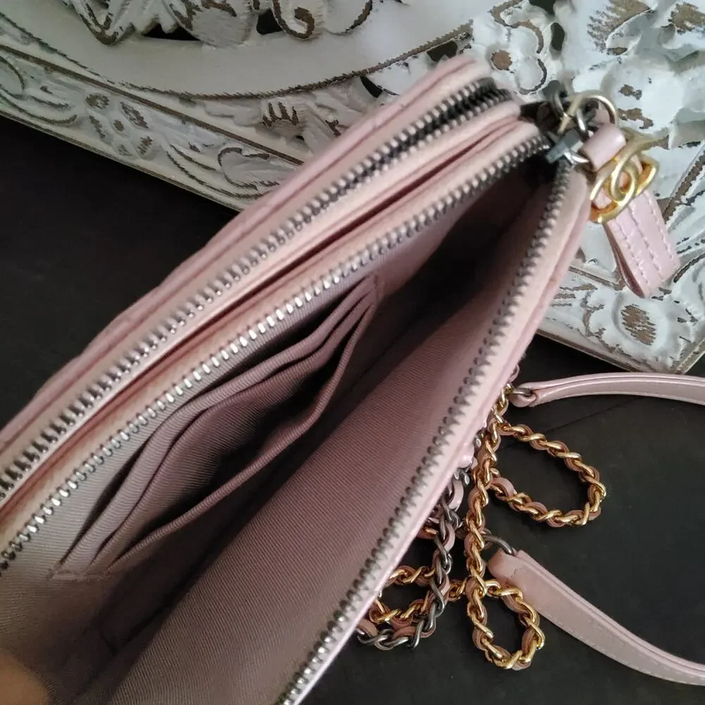 Chanel Gabrielle Clutch With Chain Iridescent Pink Quilted Lambskin Crossbody
